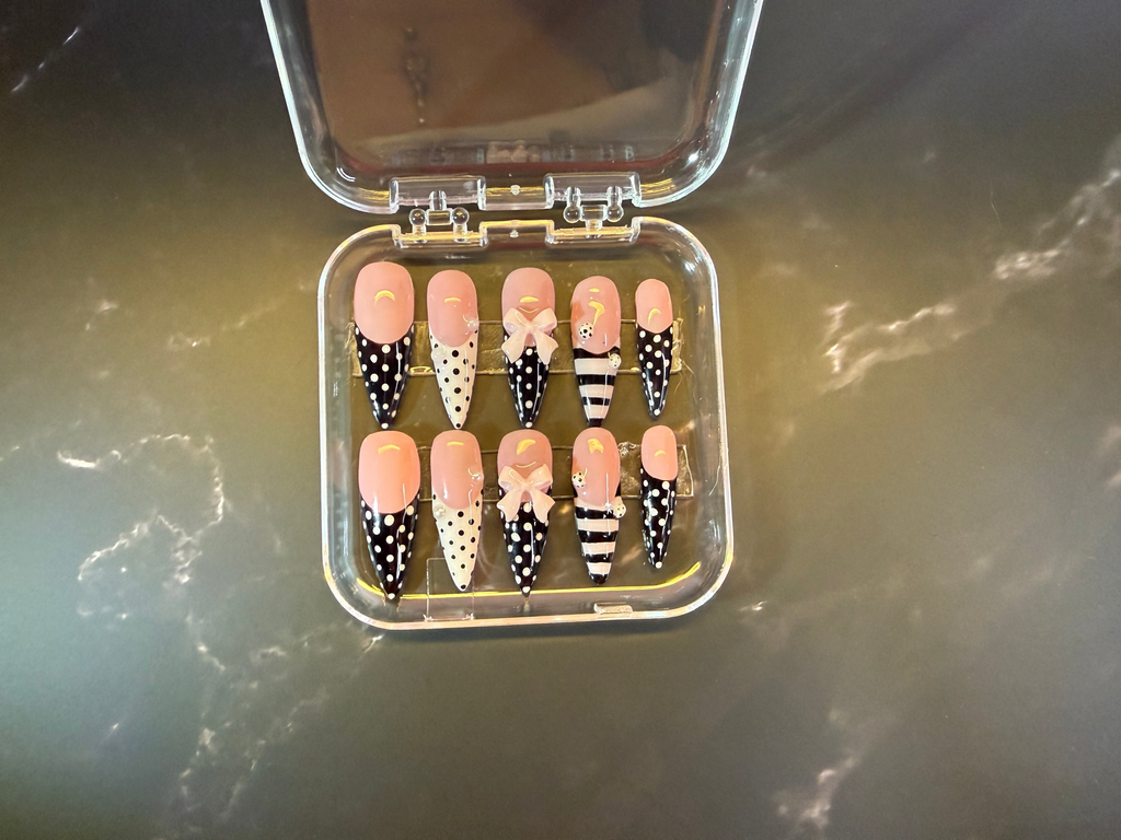 Darlin' Dots